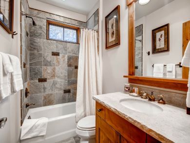 Four Bedroom Luxury Ski Residence